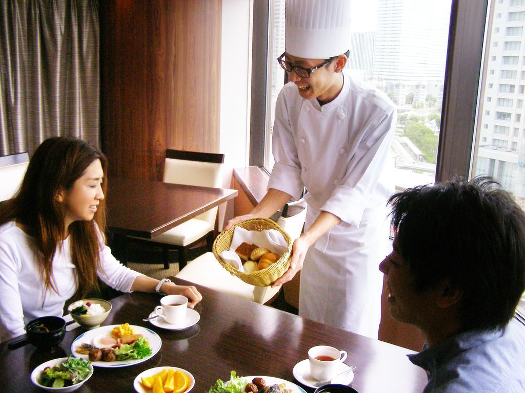 Resort Capsule Sakuragicho Yokohama  Buitenkant foto